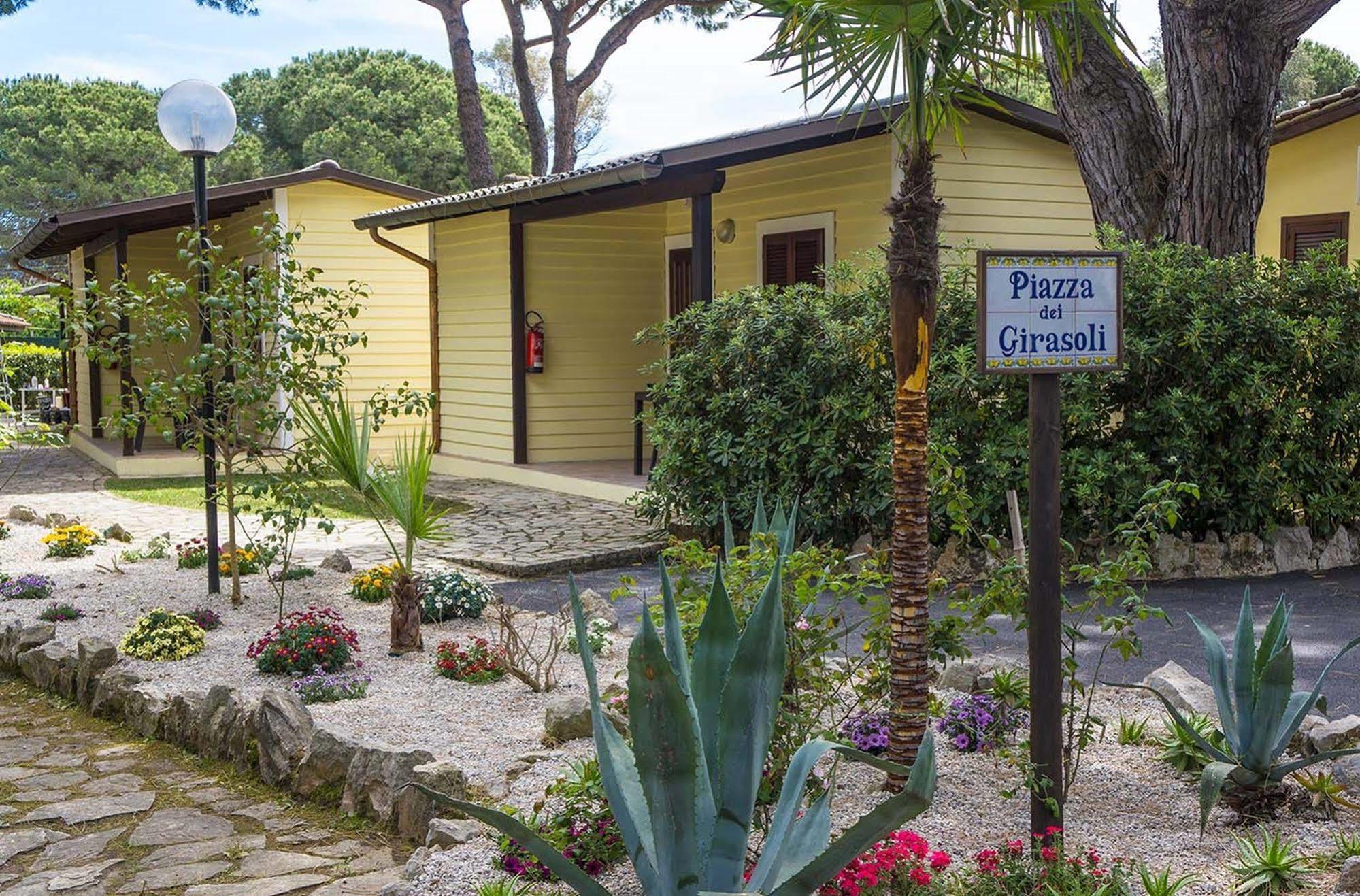 Holiday Village Fondi Ngoại thất bức ảnh